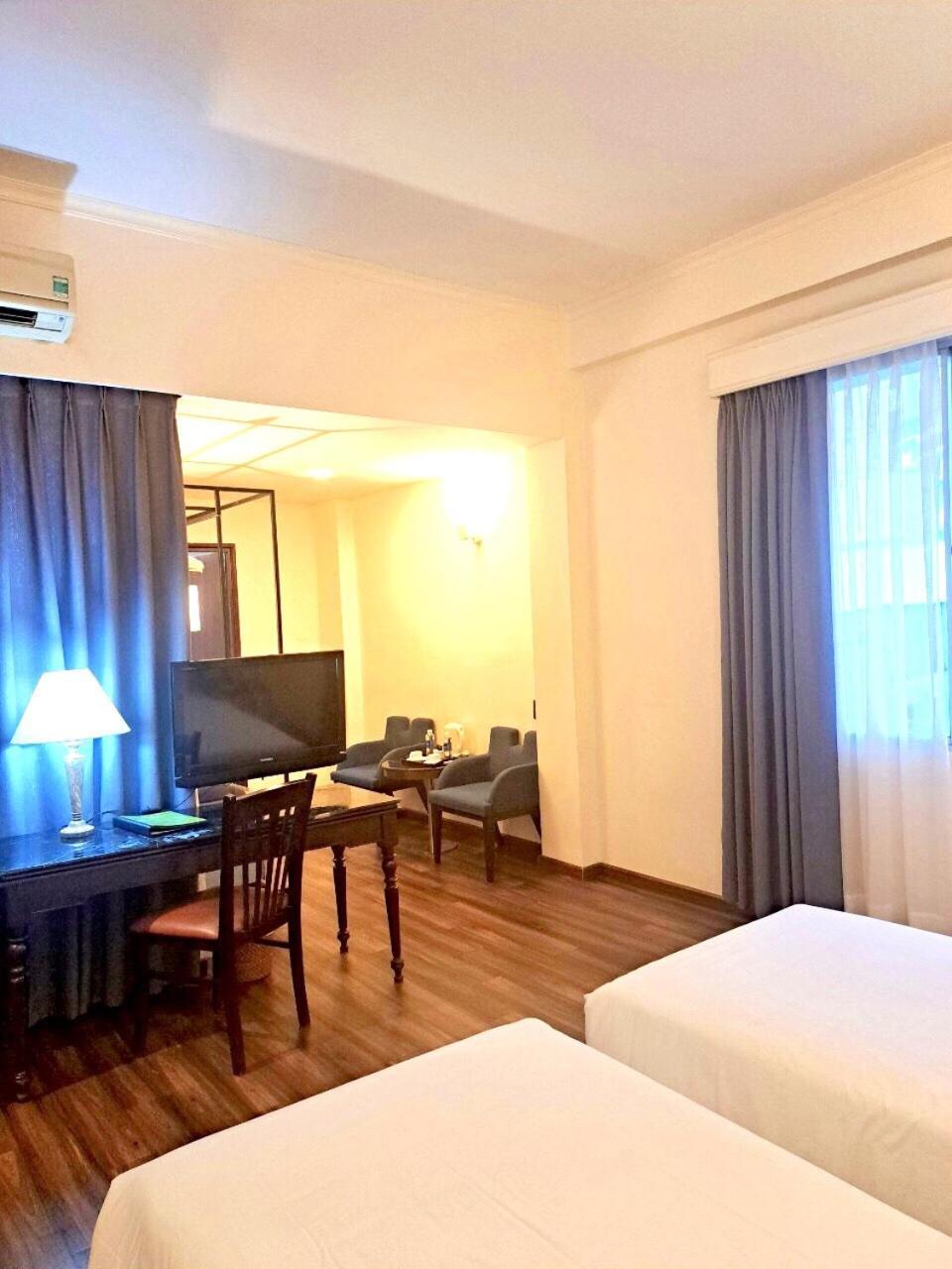 Liberty 2 Hotel Хошимин Экстерьер фото