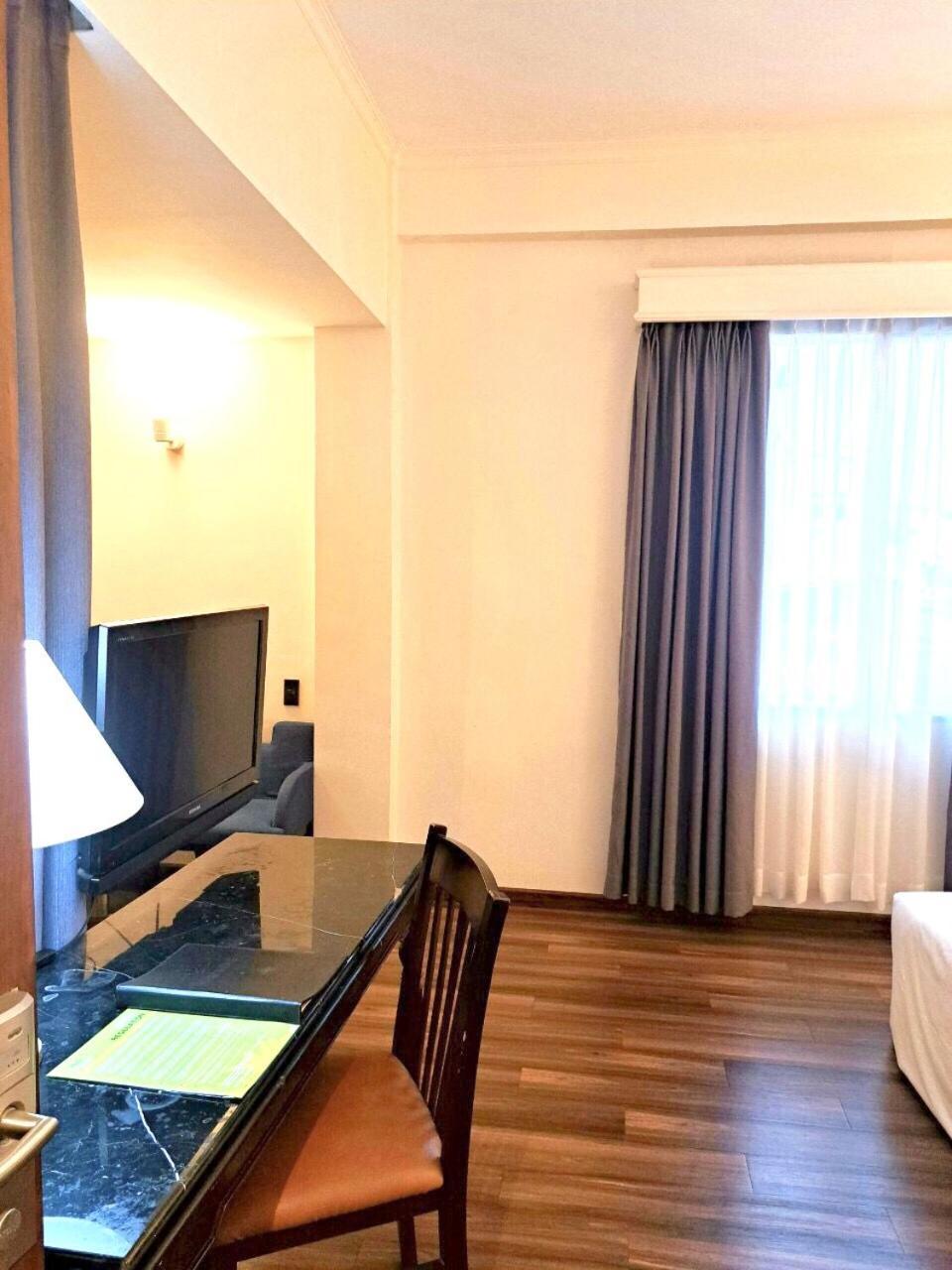Liberty 2 Hotel Хошимин Экстерьер фото
