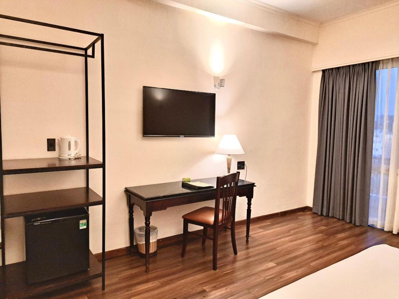 Liberty 2 Hotel Хошимин Экстерьер фото