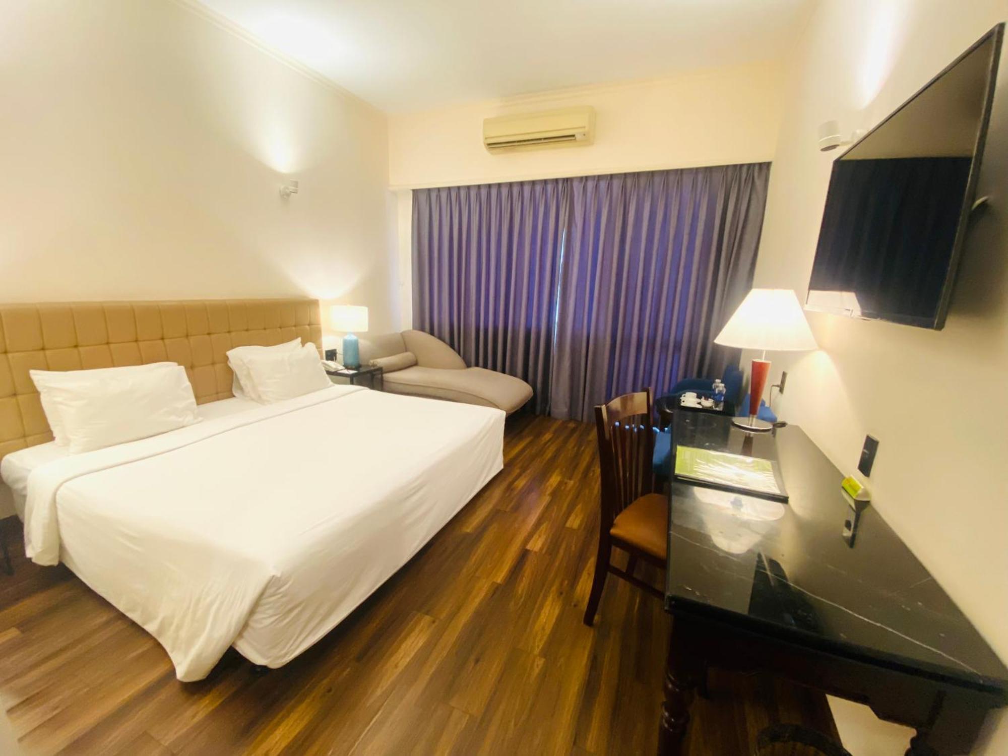 Liberty 2 Hotel Хошимин Экстерьер фото