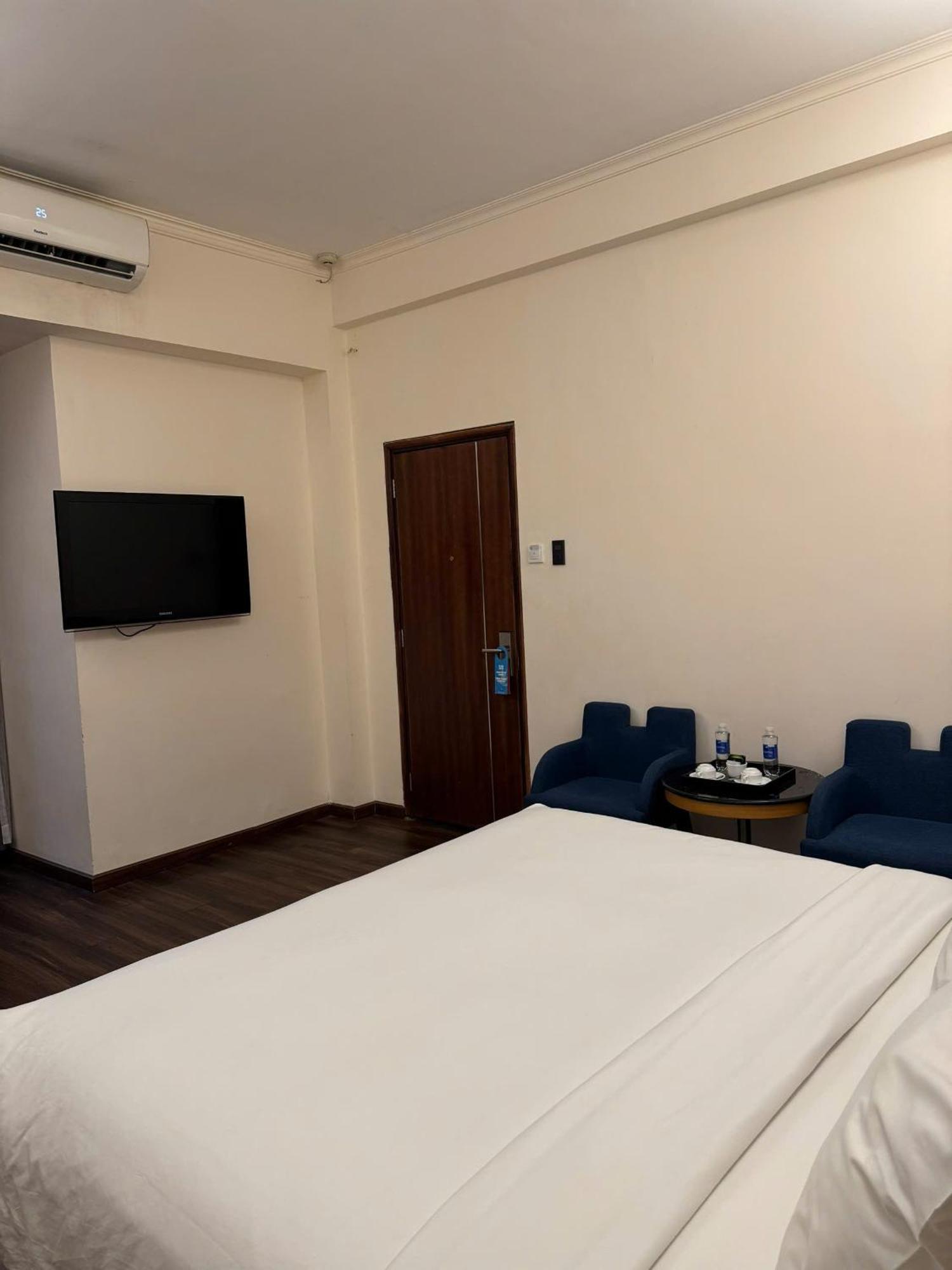 Liberty 2 Hotel Хошимин Экстерьер фото